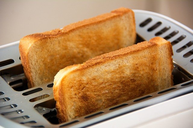 食パンでメロンパンのイメージ画像