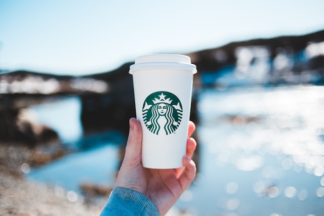 スタバの2023年の福袋の再販のイメージ画像