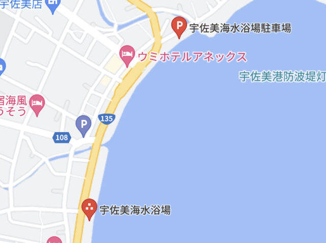 宇佐美海水浴場周辺の駐車場の位置が確認できるGoogleマップの画像